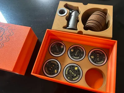 Old Fasion Whiskey/Bourbon Smoker Kit Box