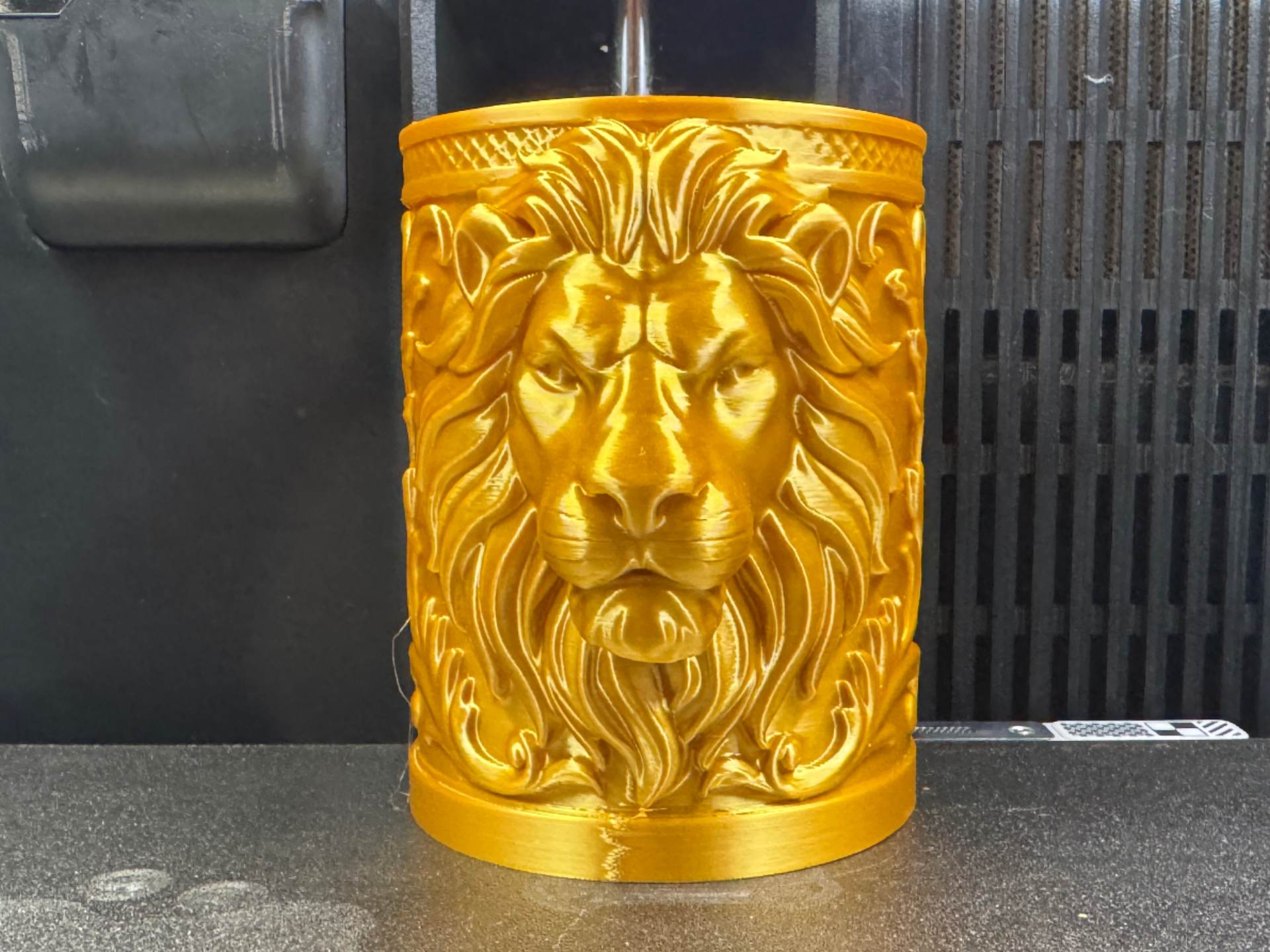 The Lion King: Ornate Pen & Brush Holder