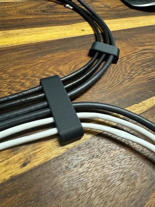 Clean Cable Management Organizer Clip