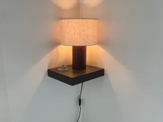 Simple "floating" shelf
