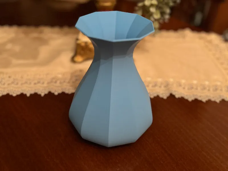 POLYGON VASE 