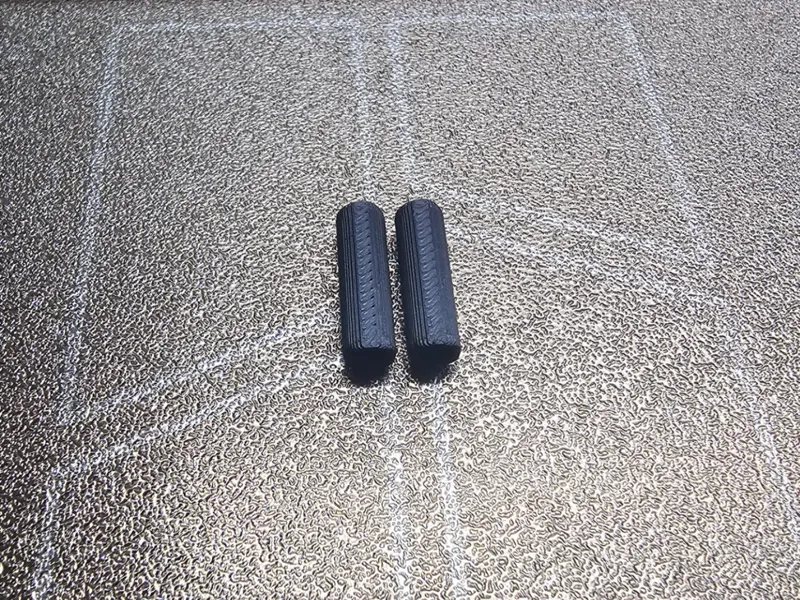 Tubos para cadarço de botão giratório