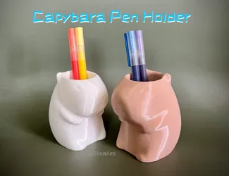 Capybara pencil holder