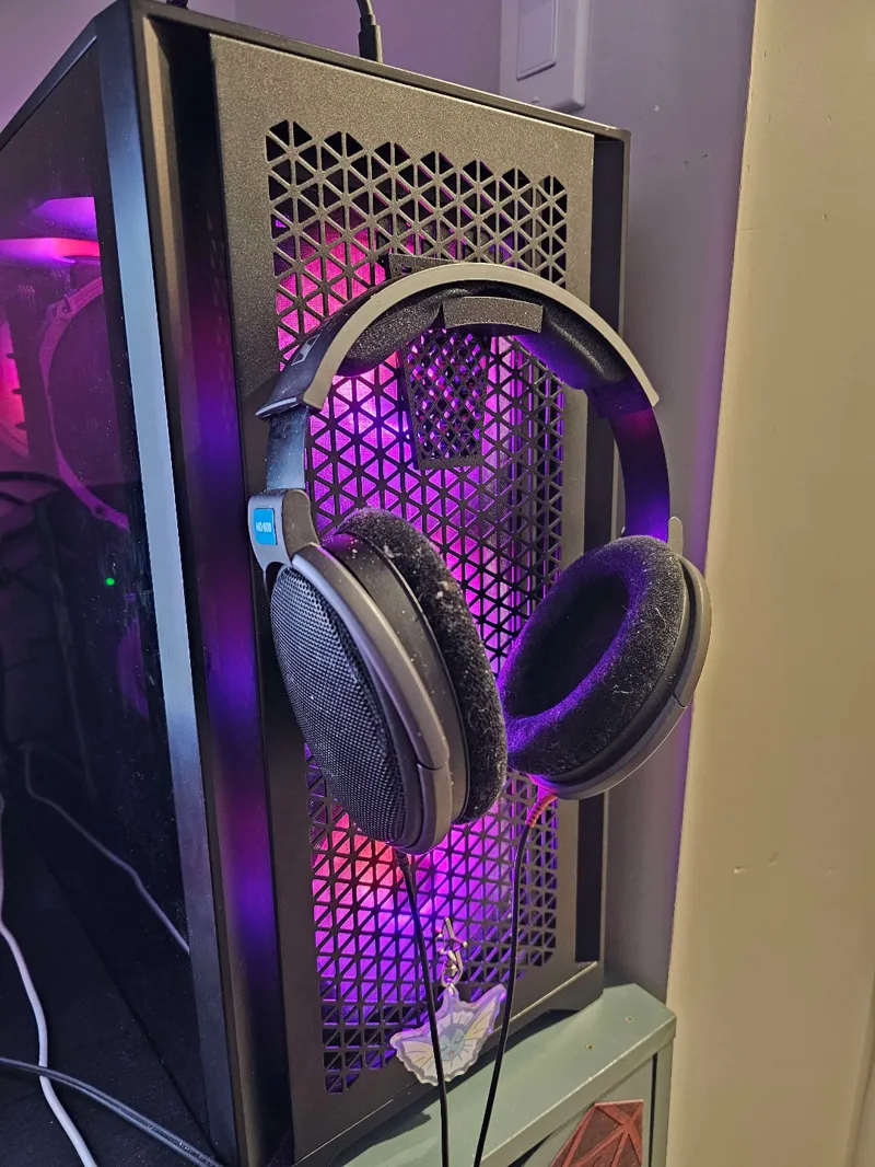 Corsair 4000D Airflow Headphone Hanger