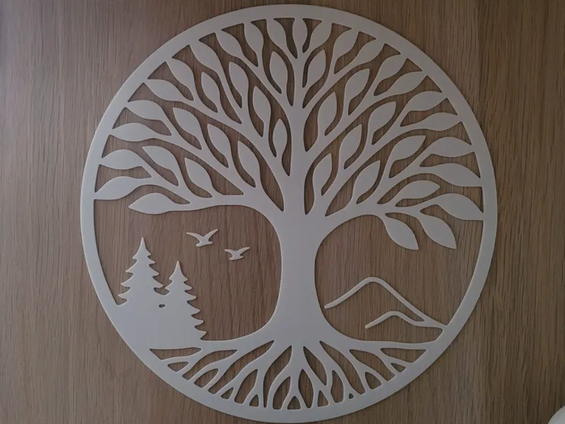 Arbre de vie montagne
