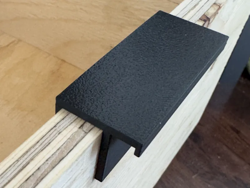 Handle for 5/8 Plywood