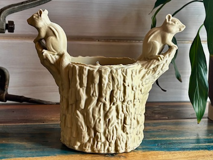 Woodland Chipmunk Log Planter |  Minimal Supports