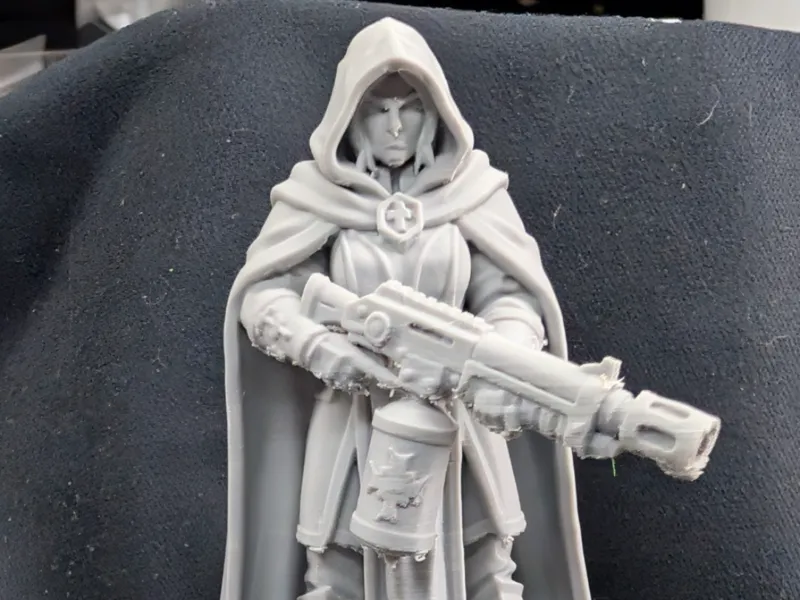 Grimdark Female Inquisitor Witch Hunter w/ Flamer