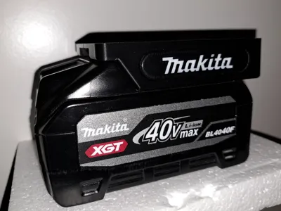 Makita XGT battery holder