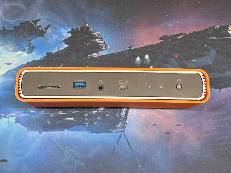 HyperDrive thunderbolt 4 dock side/underdesk mount
