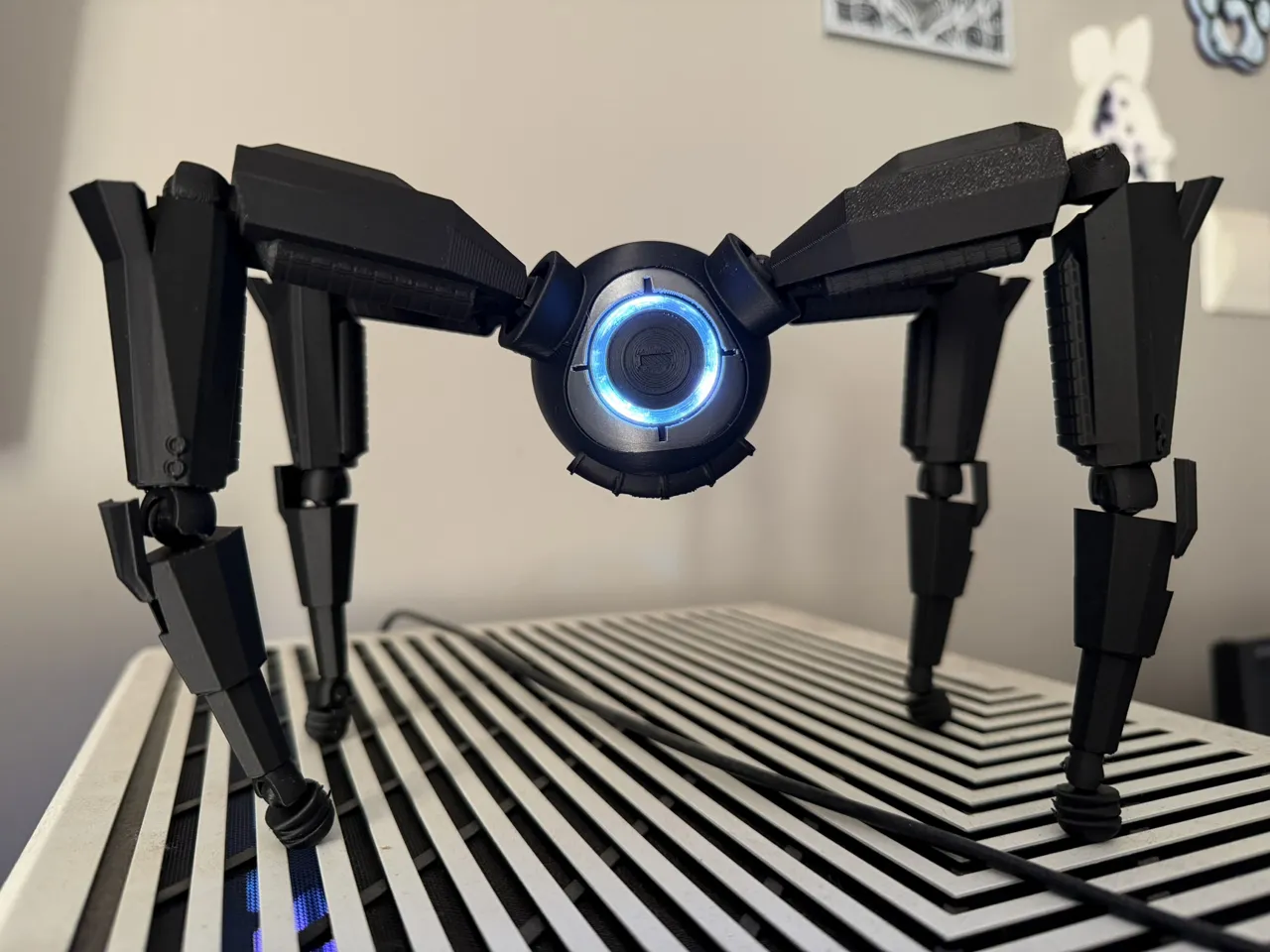 ARC Raiders Leaper – Articulated & RGB LED view 4