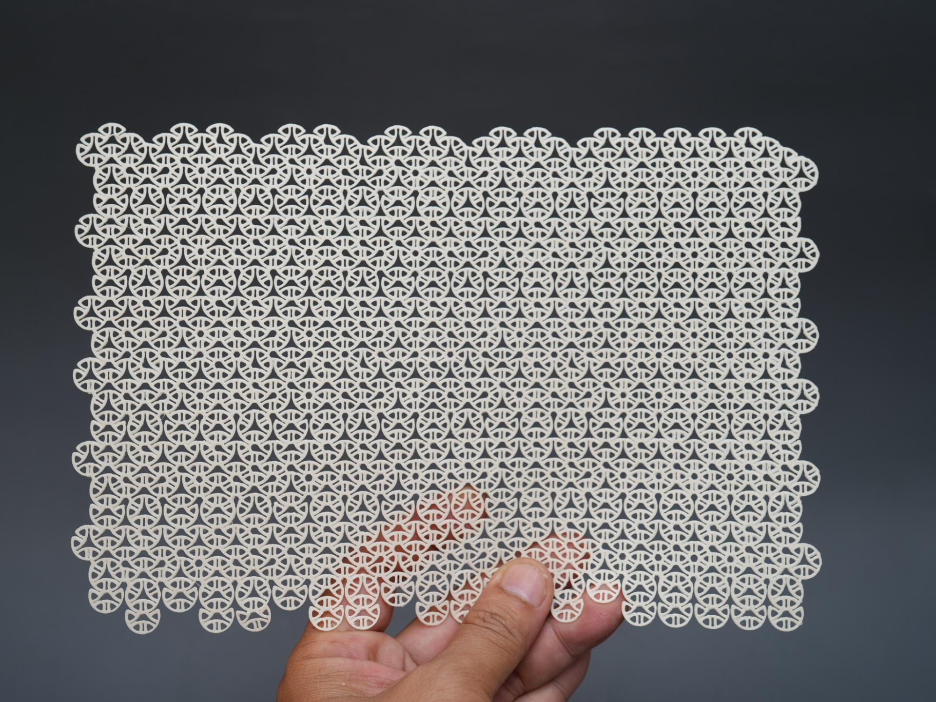 Tri-Spoke Tessellation Decorative Panel