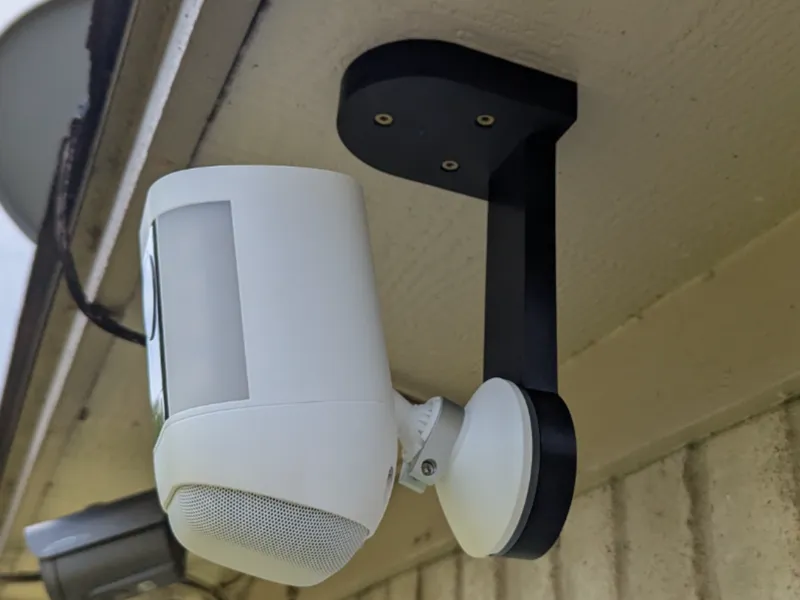 Ring Spotlight Cam Pro Hanging Mount