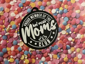 Proud member of the hot mess moms club keychaintag