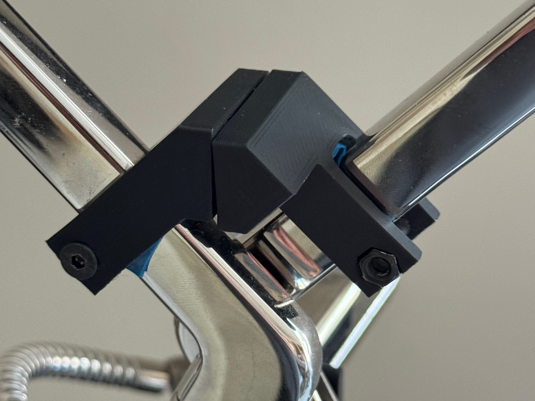 Cafelat Robot Magnetic Arm Holder