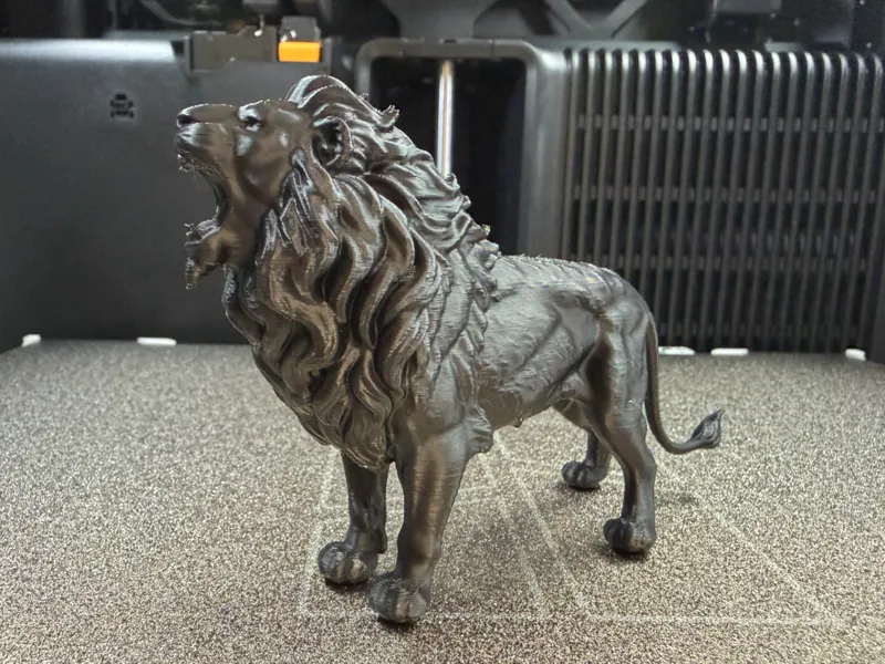 Realistic Roaring Lion - High Detail Sculpture