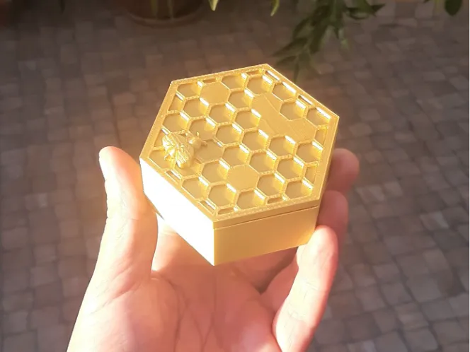 Honeycomb Box.