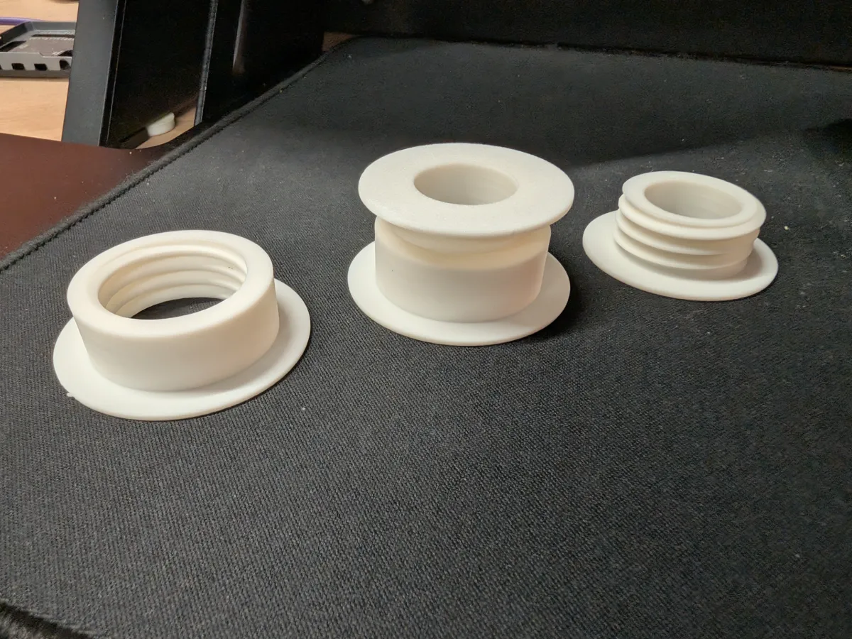 Cache pour trou dans faux plafond