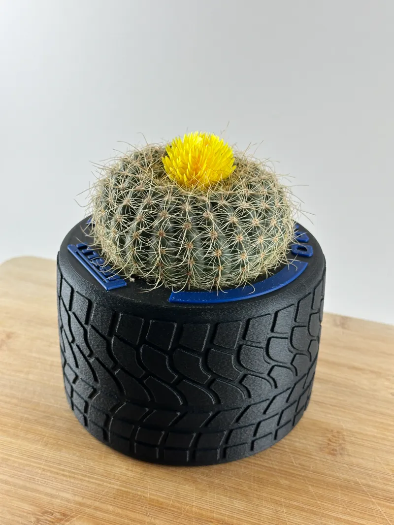 F1 Tire Planter