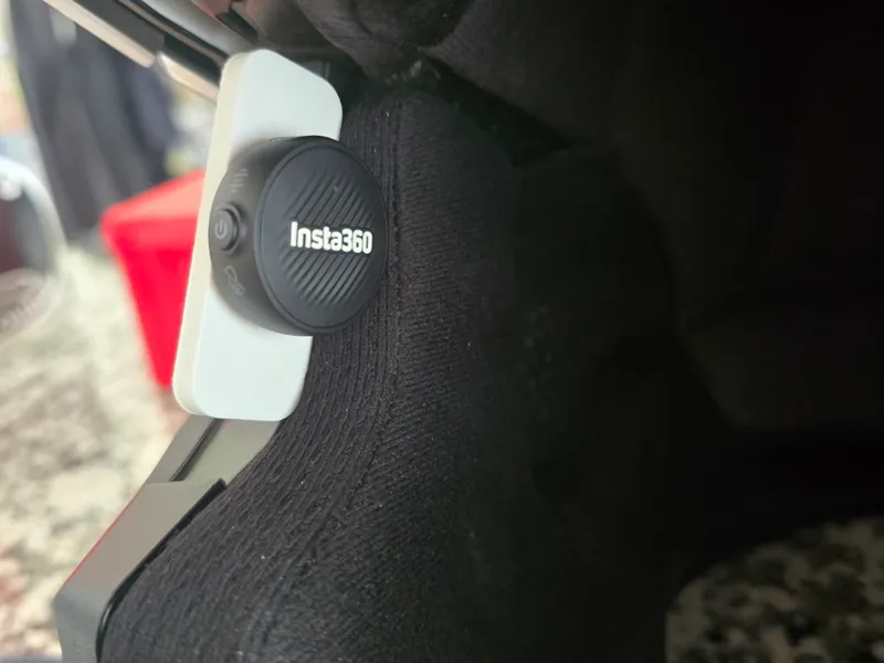Insta360 Magnet Mount for Helmet to hold BT Mic