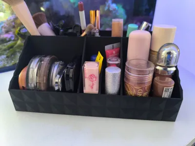 MAKE UP ORGANISER