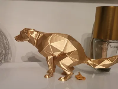 Low-poly Dog sculpture
