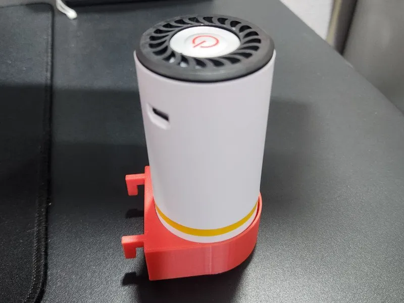 Skadis Vacuum Pump Holder