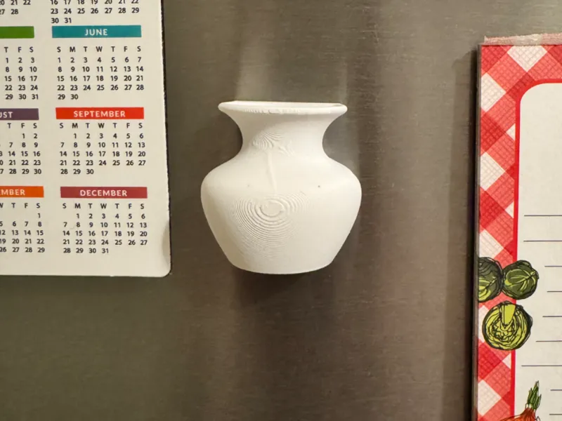 Tiny Magnetic Flower Pot