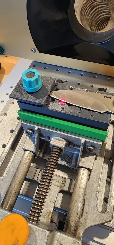 https://makerworld.bblmw.com/makerworld/model/USc2d80881f7c8a9/design/2023-12-15_dbadf14ab867e8.jpg