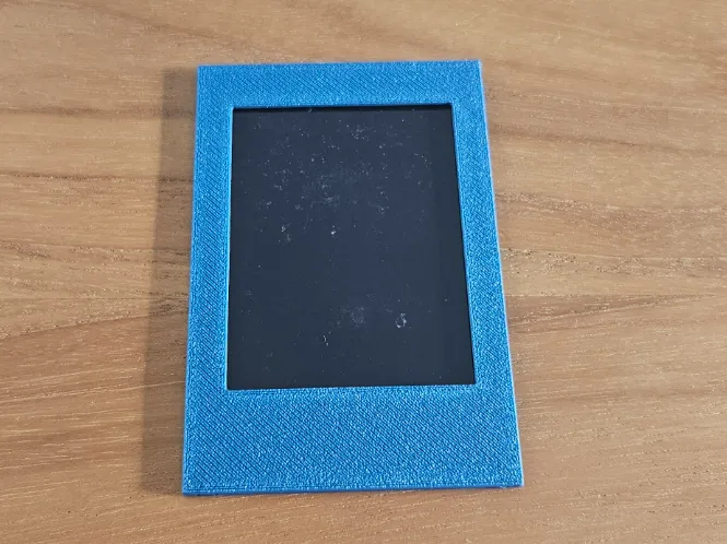 poloroid case (very thin!)