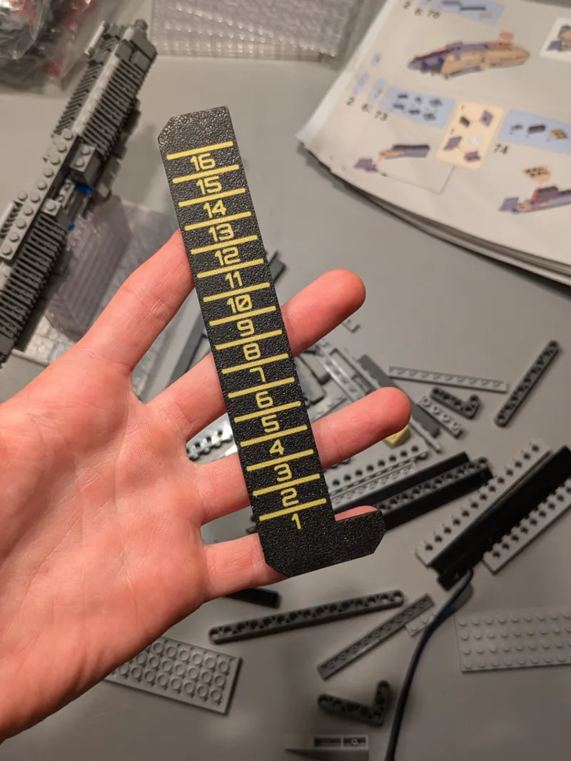 LEGO_RULER