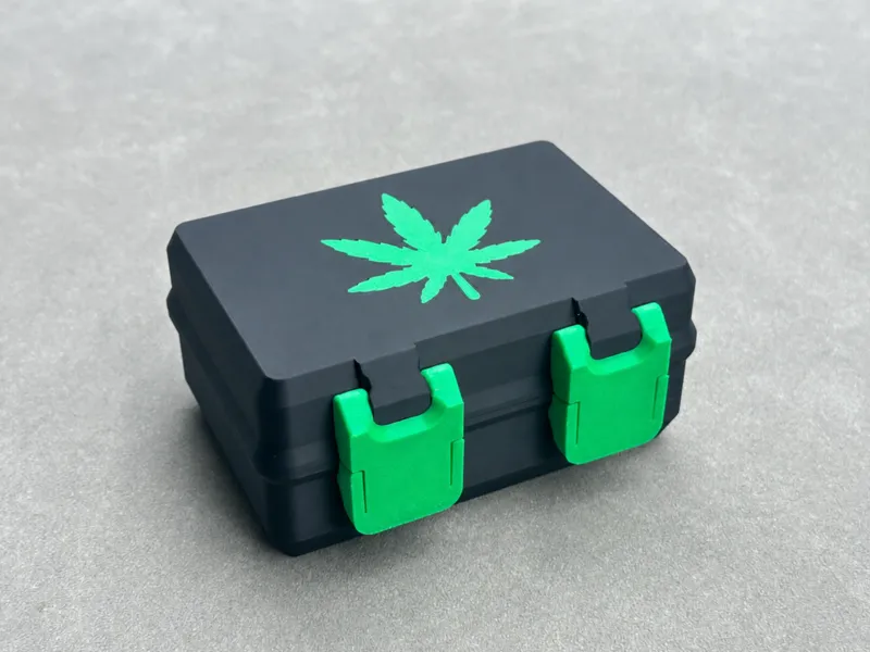 Cannabis Leaf Storage Box - Latch Box