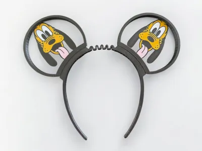 Pluto mickey / Minnie ears five magnet design
