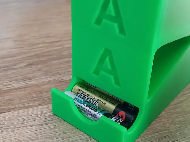 AAA batteries holder
