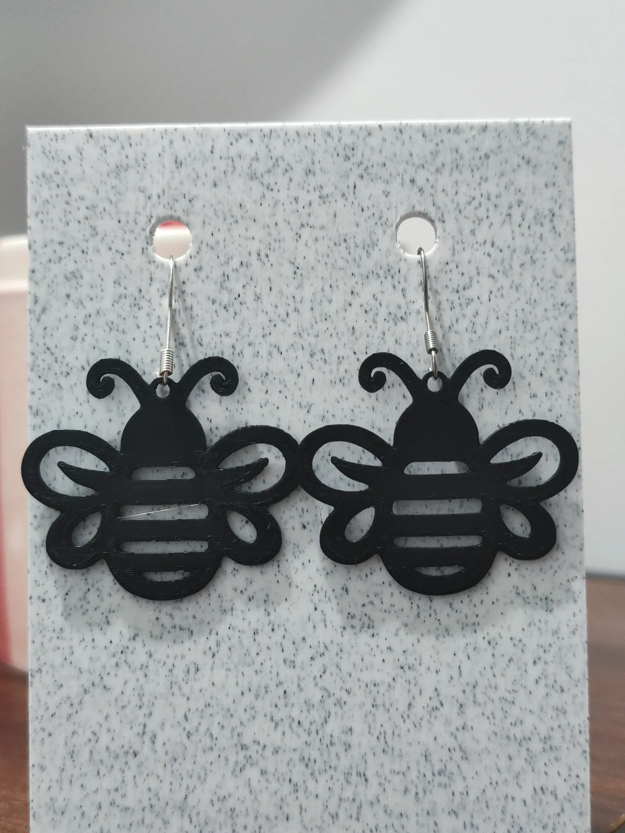 Aretes Abejita Reina Black view 3