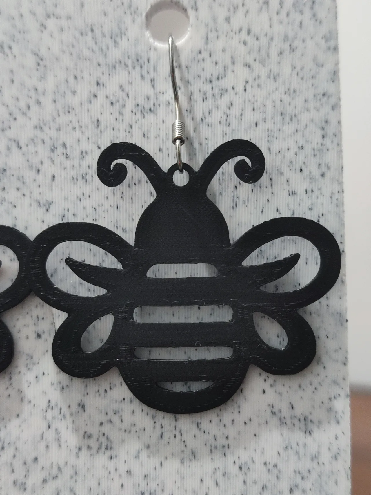 Aretes Abejita Reina Black view 4