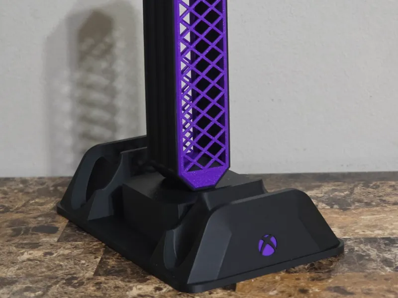 Dual controller and headset stand