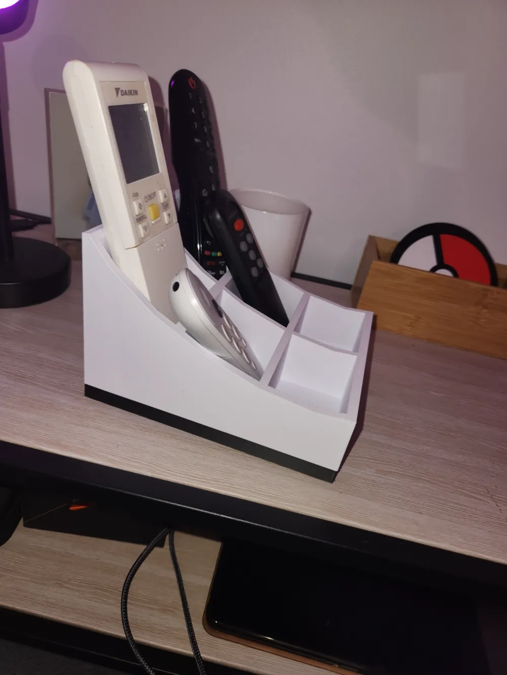 Remote Control Organiser by Biggleton - MakerWorld