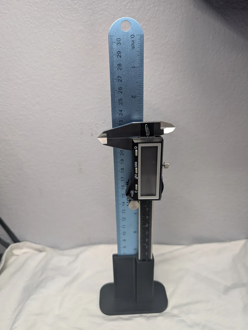 Vertical Caliper/Ruler Holder by Coen R Designs MakerWorld: Download ...