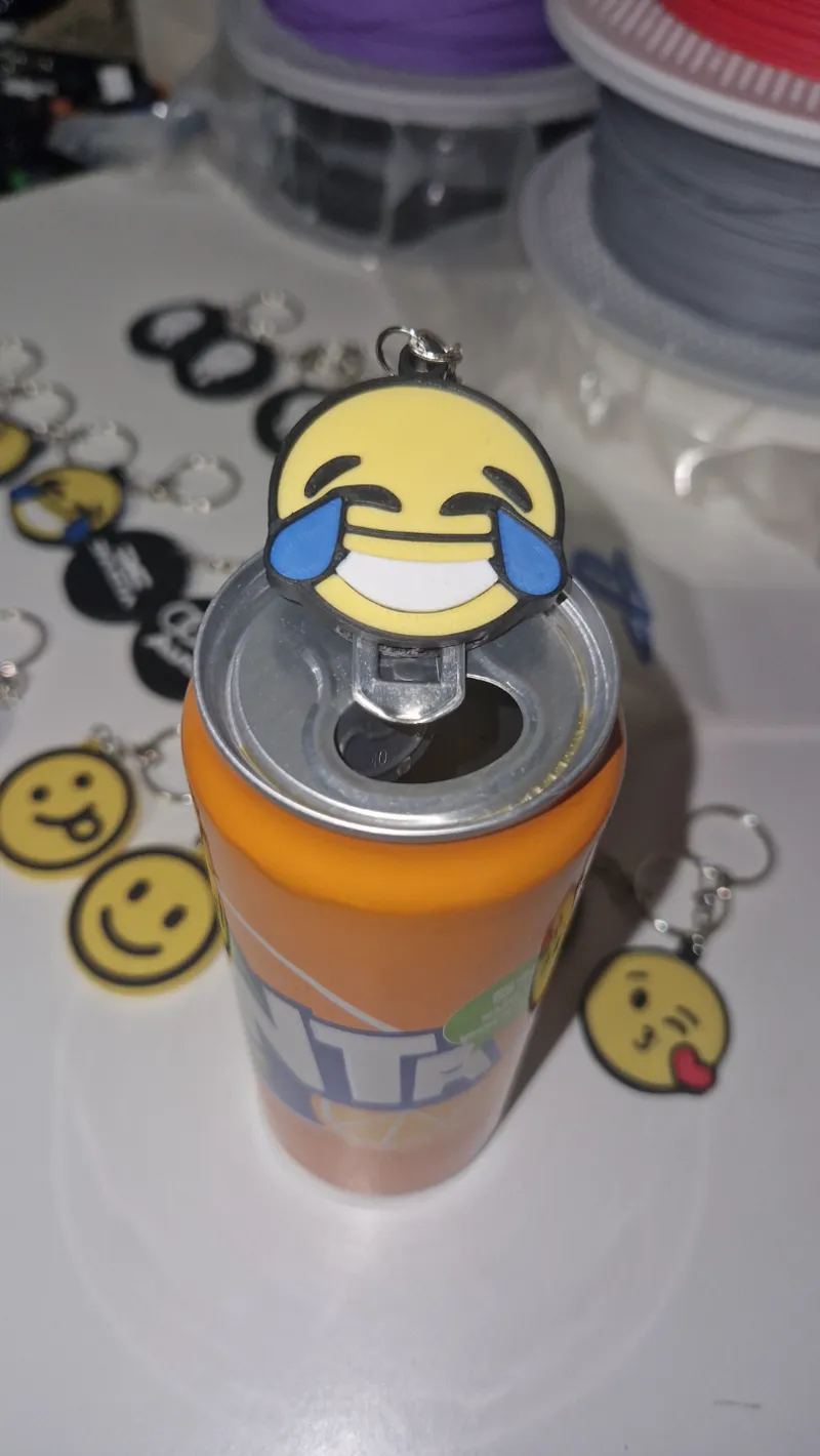Laugh emoticon keychain - 3d -dose opener