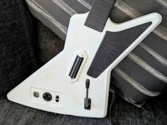 Guitar Hero Xplorer Pickguard