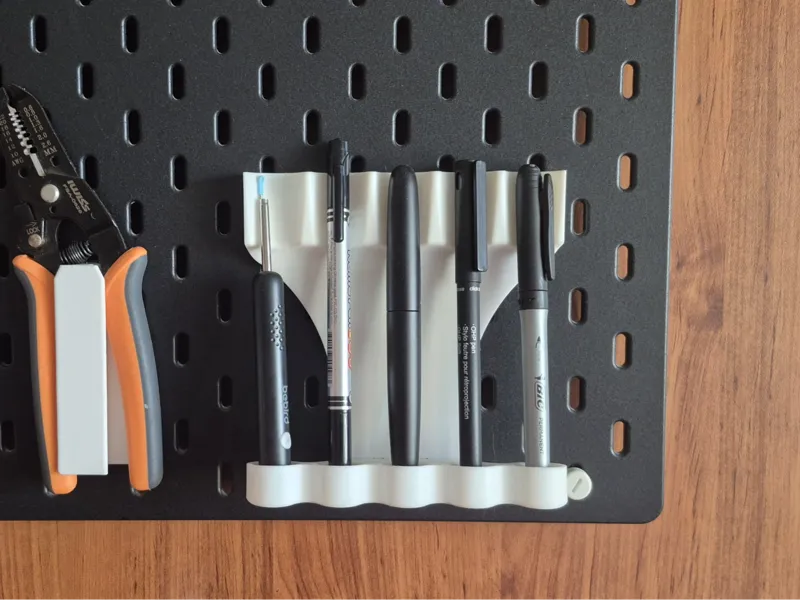Skadis Pegboard 5 Pen Display
