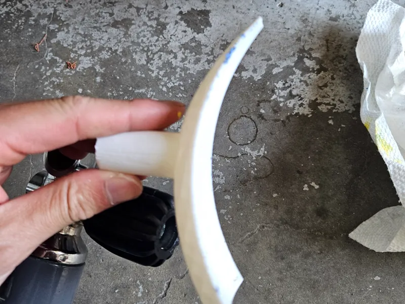 scuba tank neck sticker remover