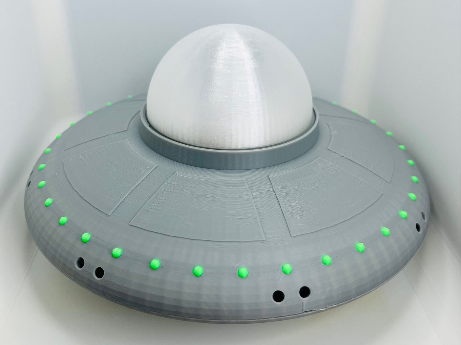 UFO Flying Saucer with Removable Top