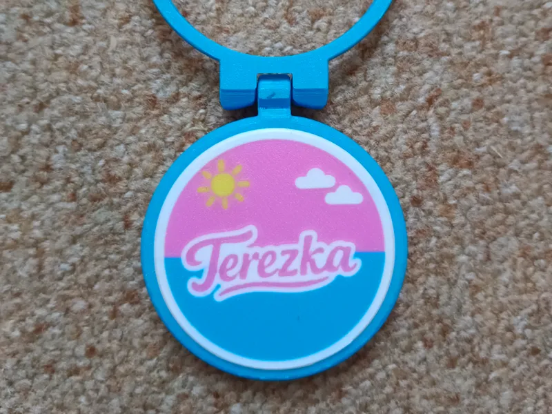removable Terezka name plate to lid metal cans