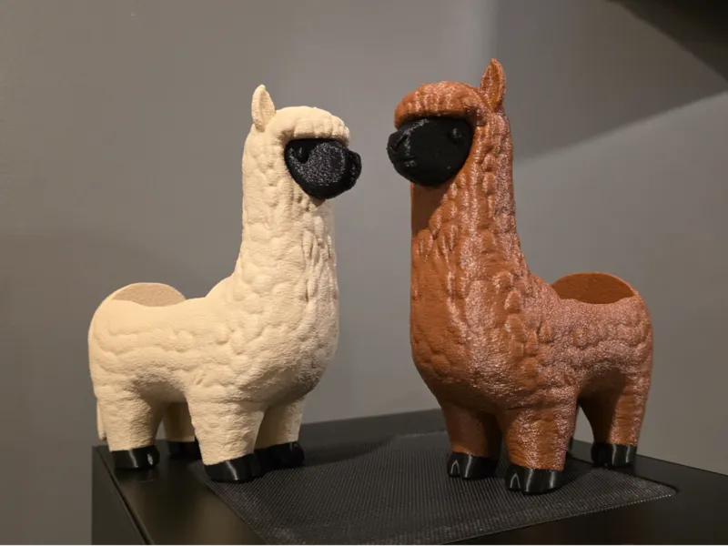 Alpaca card holder