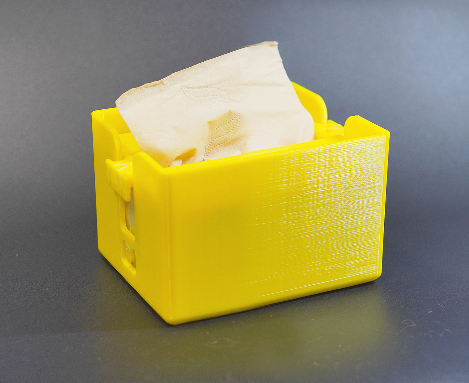 Miniatura 2 do modelo 3D 简洁自动下沉纸抽盒