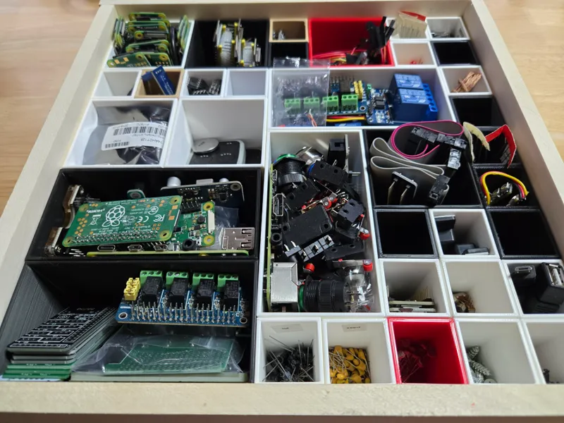 Desktop Organizer Box - Define your own size