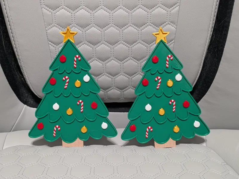 2D Christmas Tree | Desk Decor & Magnet Versions