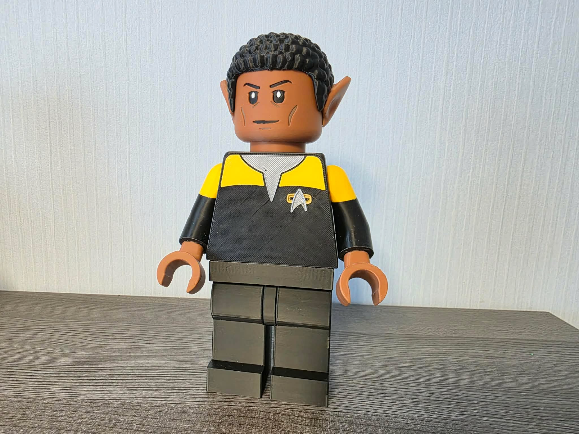 Tuvoc * Star Trek Voyager * 500% 21cm